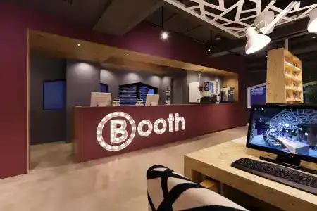 Booth Netcafe & Capsule - 10