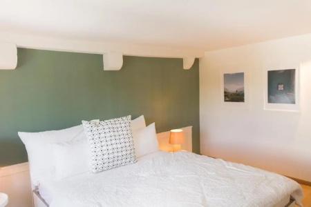 Lake Side Location Bellevue - 121
