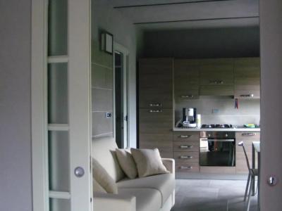 Red Wine Camere - 56