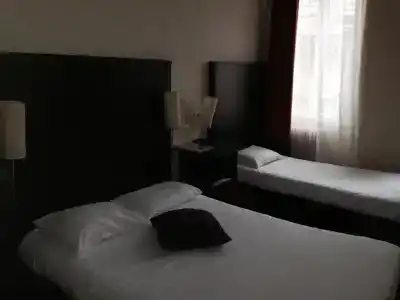 Hôtel des Ambassadeurs - 44