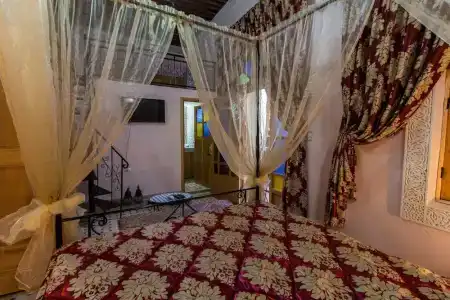 Riad Taryana - 62