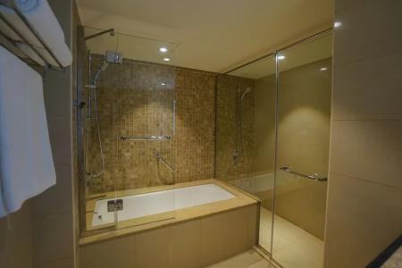 The Grand Lux - 8