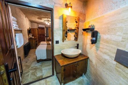 Elite Cave Suites - 36