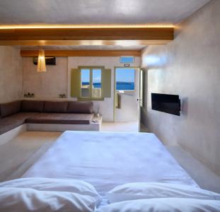 Canvas Suites - 60