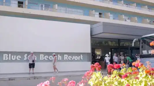 Blue Sea Beach Resort - 30