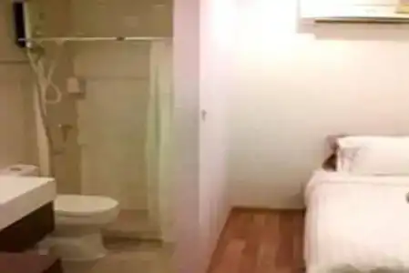 Nantra Silom - 10
