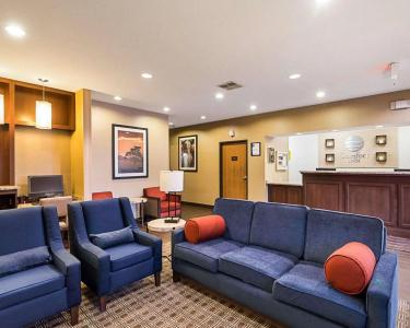 Comfort Inn East - 13