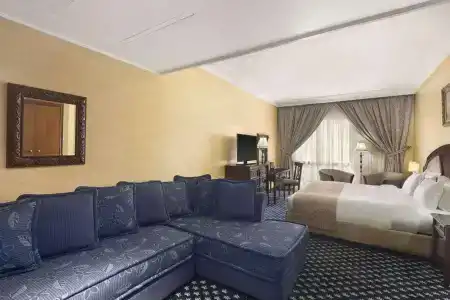 Ramada By Wyndham Fes - 3