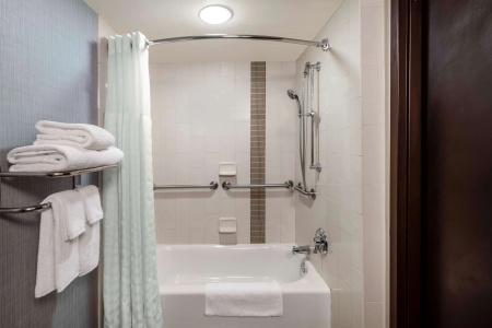 Sonesta Select Austin North Central - 33