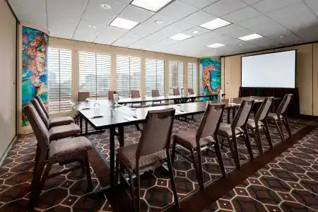 Sheraton New Orleans - 46