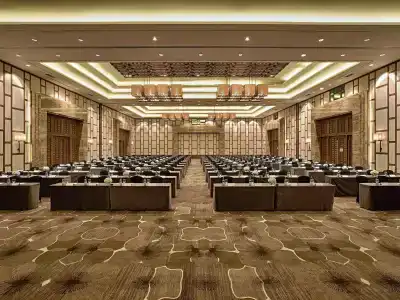 Pullman Danang Beach Resort - 21