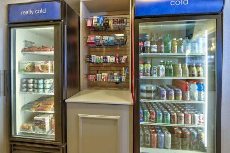 Hilton Garden Inn/Journal Center - 14
