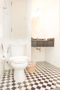 Ssip Boutique Dhevej Bangkok - 45