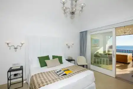 Eden Roc Suites - 291