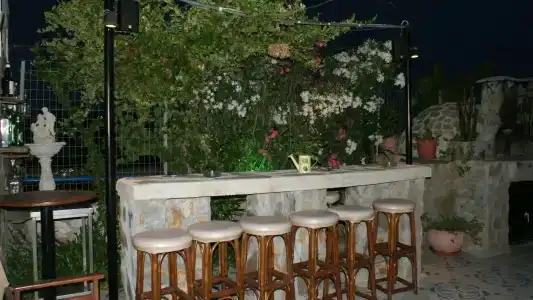 Roxani - 34