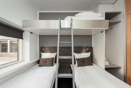 Cabinn Scandinavia - 33