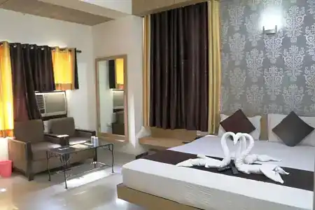 Vaishnavi - 64