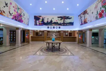 Crystal Flora Beach Resort - Ultimate All Inclusive - 2