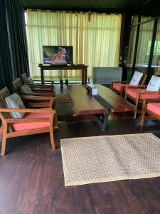 Boutique Raft Resort, River Kwai - 20