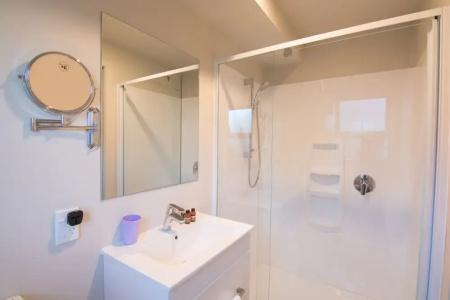 315 Riccarton - 125