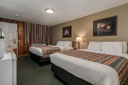 Courtesy Inn Downtown - 17