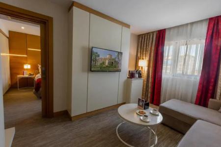 Kuhla Suite - 107