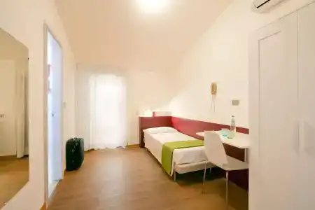 Marina Palace - 2