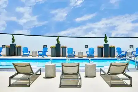 Renaissance Dallas - 16