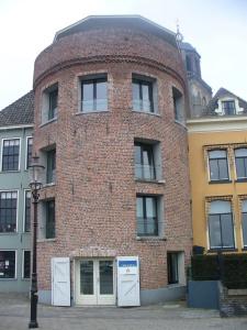 De Vischpoorte aan de IJssel met keukens of kitchenettes - 0