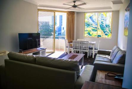 Paradise Island - 75
