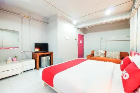 Oyo 292 The Oddy Hip - 50