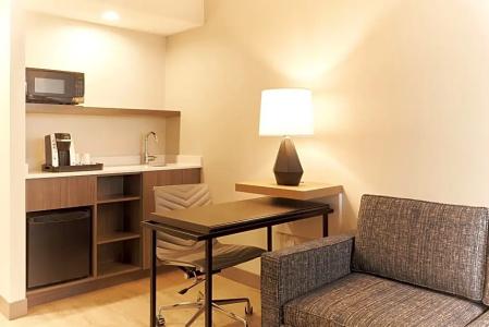 Holiday Inn & Suites Kanata, an IHG - 74