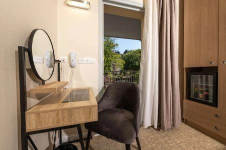 Sure by Best Western Coeur De Cassis - 50