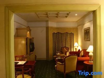 The Metropolitan & Spa New Delhi - 43