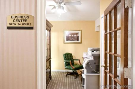Georgetown Inn - 13
