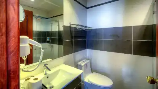 Orussey One & Apartment - 100
