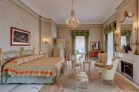 Grand Excelsior Vittoria - 78