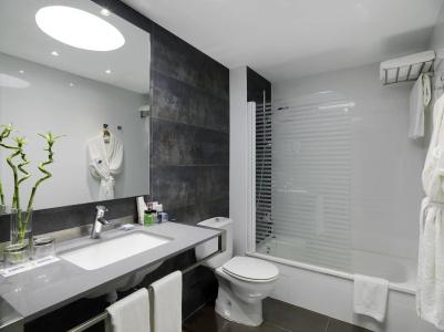 Boutique H10 White Suites - Только для взрослых - 9