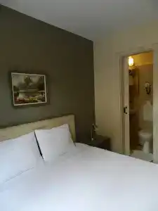 Guest House - Grandma's House - 21