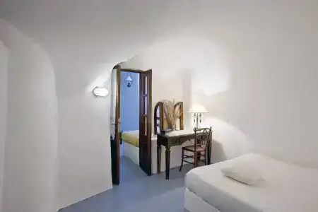 Alexander's Suites - 3