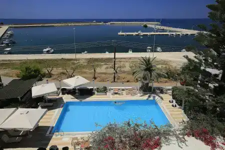 Kyparissia Beach - 13