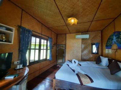 Koh Chang Bailan Beach Resort - 73