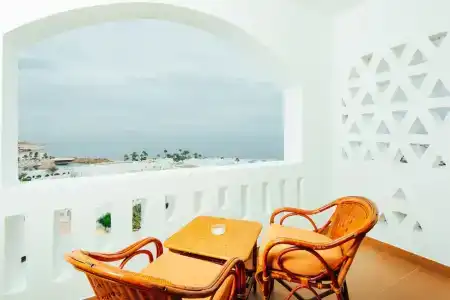 Domina Oasis & Resort - 6