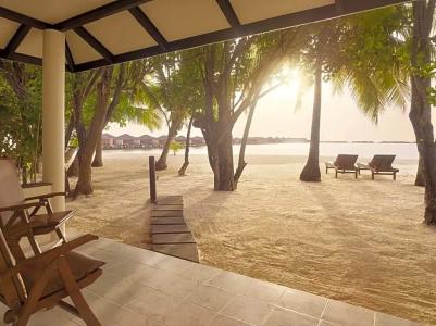Paradise Island Resort & Spa - 41