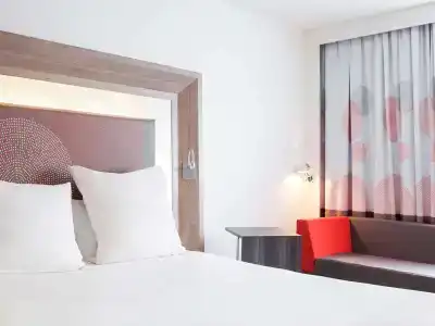 Novotel Amboise - 3