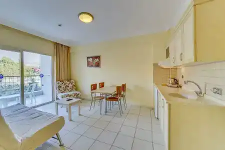 alenz suite - 9