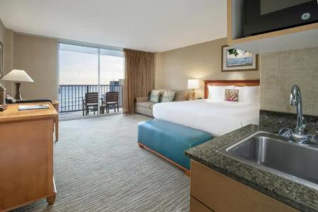 Waikiki Resort - 85