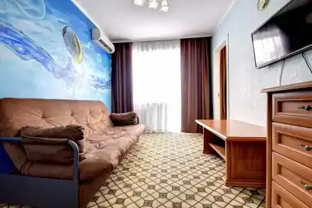 Сурож - 4