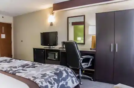 Sleep Inn Airport - Billy Graham Parkway - 24