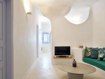 Astra Suites - 317